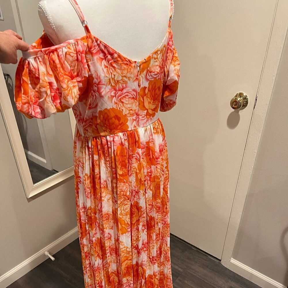 NWT Dalia Mac Phee Cold shoulder floral pleated skirt maxi dress, Size Small - Picture 8 of 14